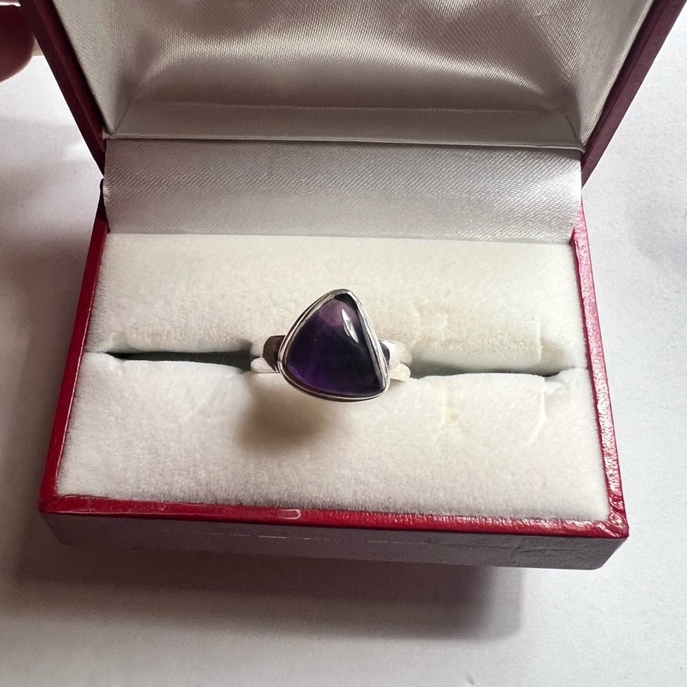 Amethyst ring
